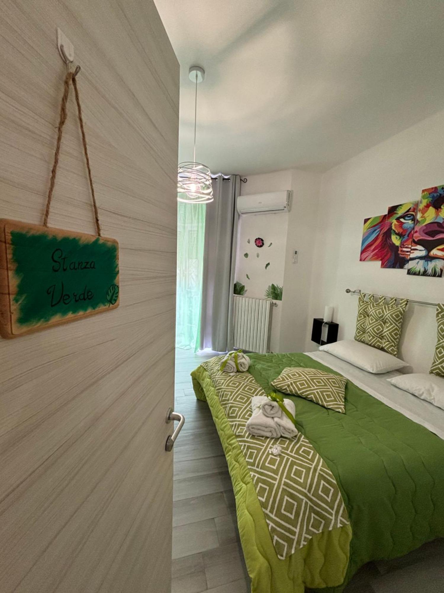 Rosaria'S Home Brindisi Bagian luar foto